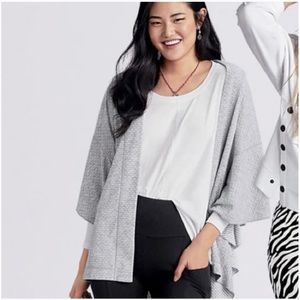 CAbi ATC Reversible Cape Gray White Style #5846 Size M/L